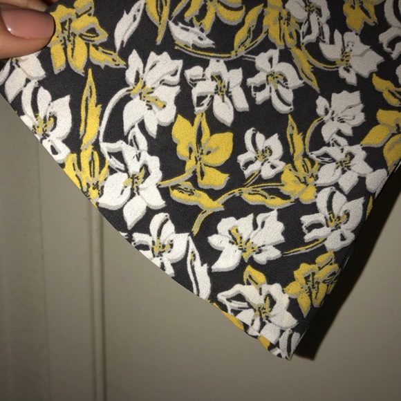 Banana Republic Floral Dress - Picture 4 of 4